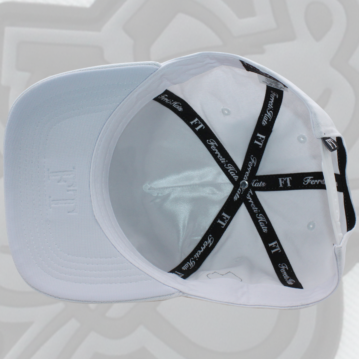 FERRETI HATS PREMIUM FT01 White Baseball Cap For Men La Pantera PVC