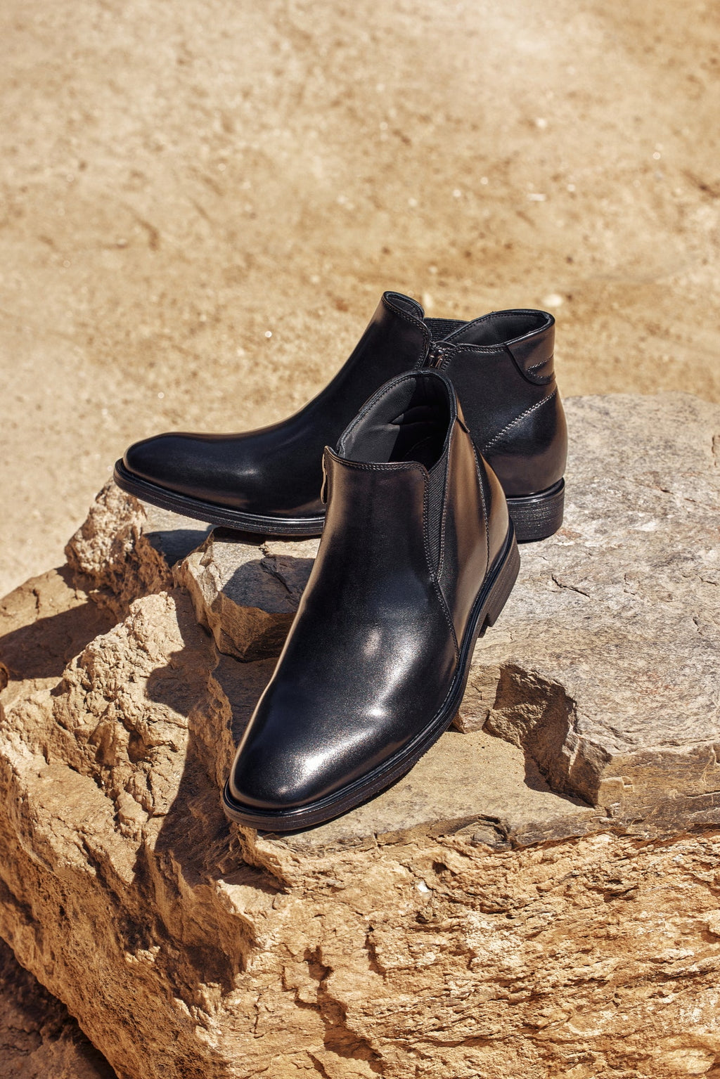 TOTO - W0370 - 2.6 Inches Taller (Black) - Soft Supple Genuine Leather Mid-Top Ankle Zipper Boot